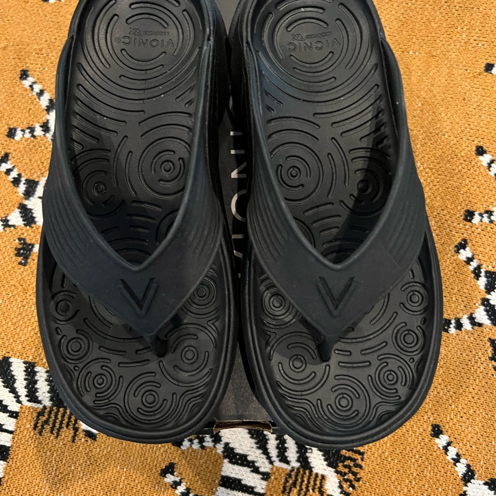 Vionic Recovery Tide Sandal Black women’s 8